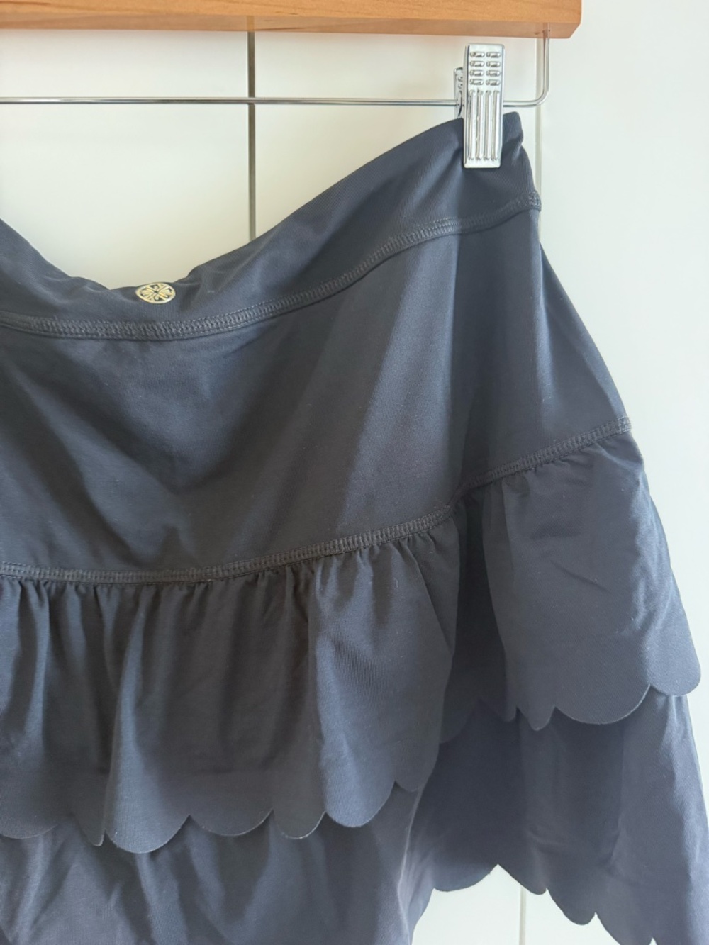 Lilly Pulitzer Luxletic Miesha Scalloped Skort - Picture 7 of 8